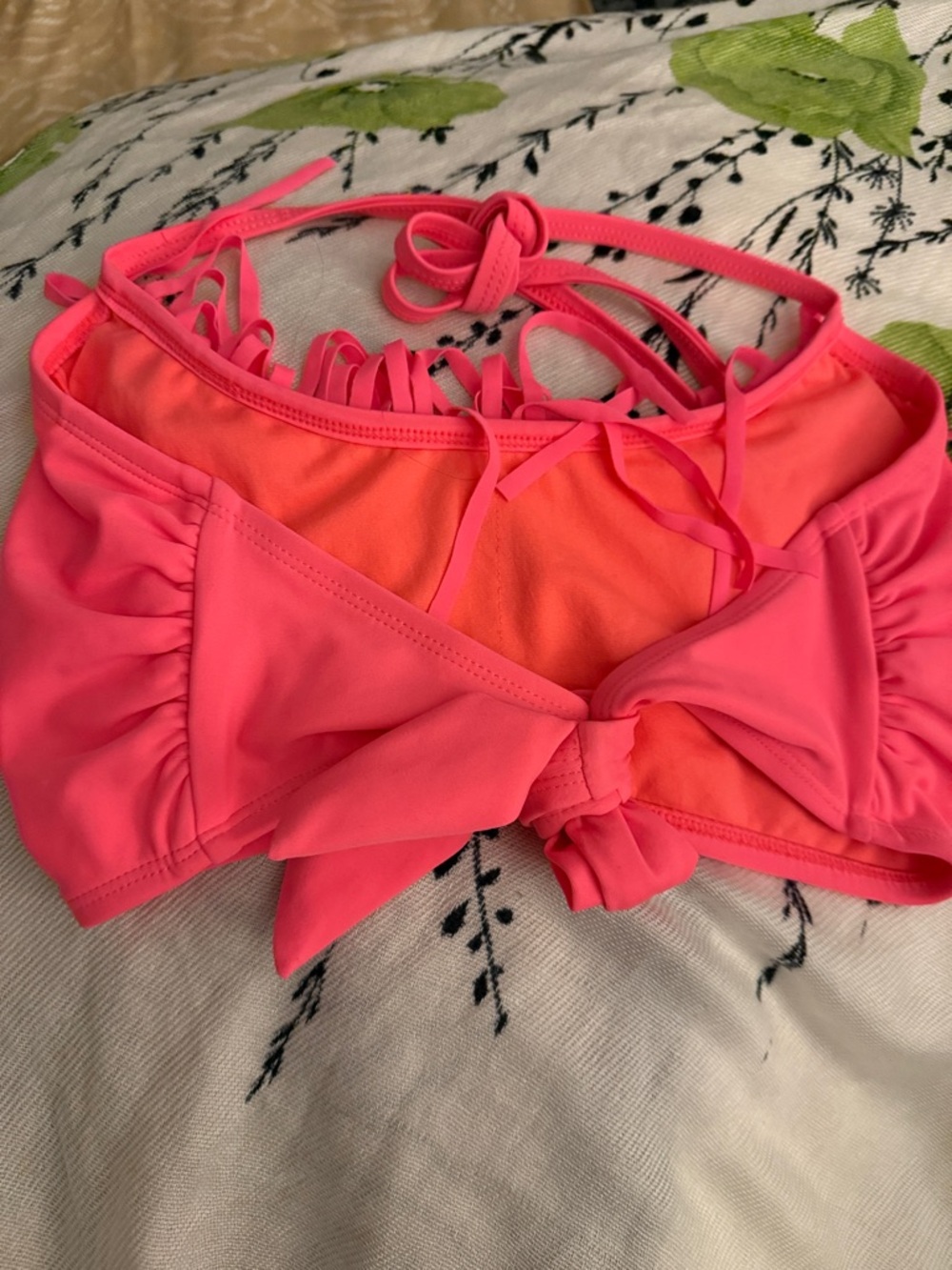 Women’s Swim separates 4 Tops and 1 Bottom. Yellow, coral, Navy, Maroon, - Picture 2 of 16